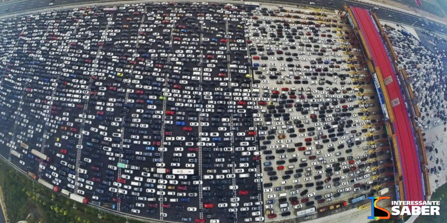 Congestionamento ao fim de um feriado em Beijing, na China.