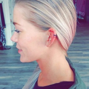 Nova tendência: tatuagem na cartilagem da orelha. Você faria?