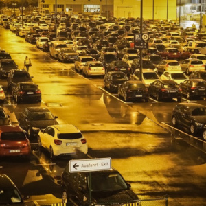 10 motivos para deixar seu carro estacionado no aeroporto quando for viajar