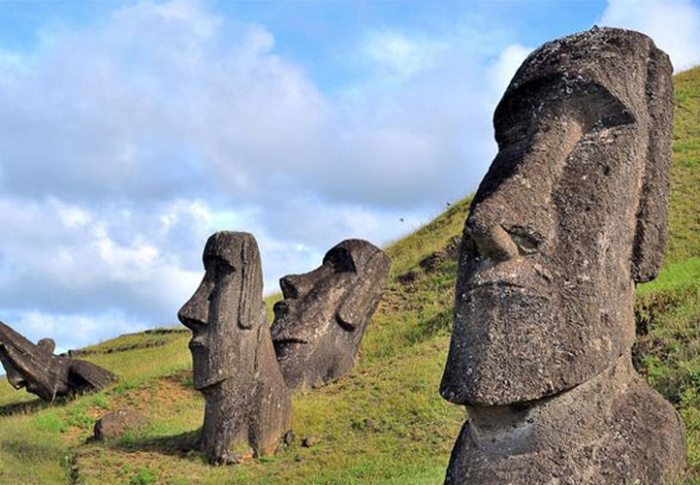 As “cabeças gigantes” da Ilha de Páscoa têm corpos e muita gente não sabia disso