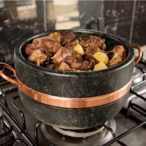 Panelas de Pedra Sabão: Tradição, Saúde na Culinária Brasileira